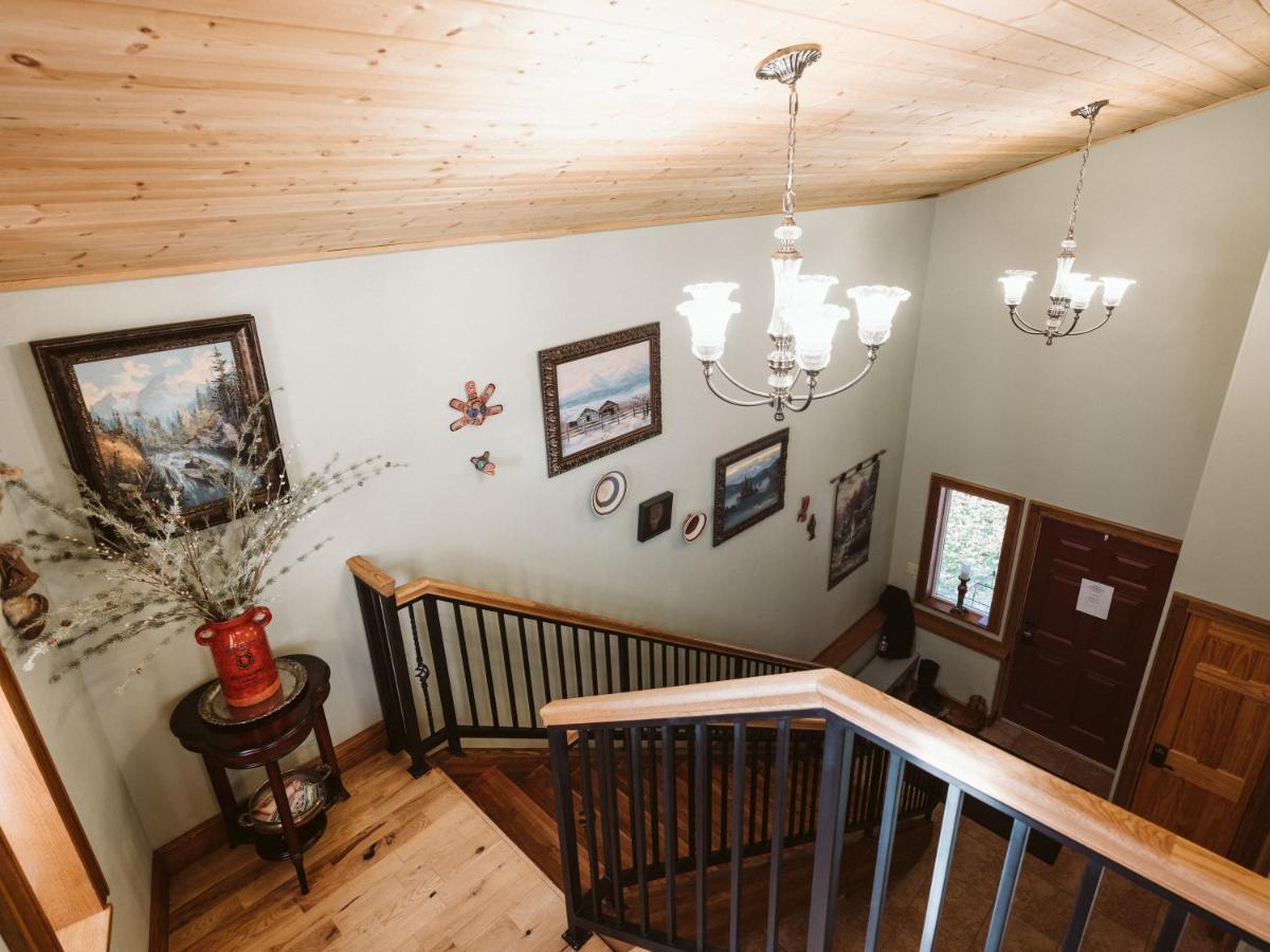Maria'S Creekside B&B Anchorage Ngoại thất bức ảnh